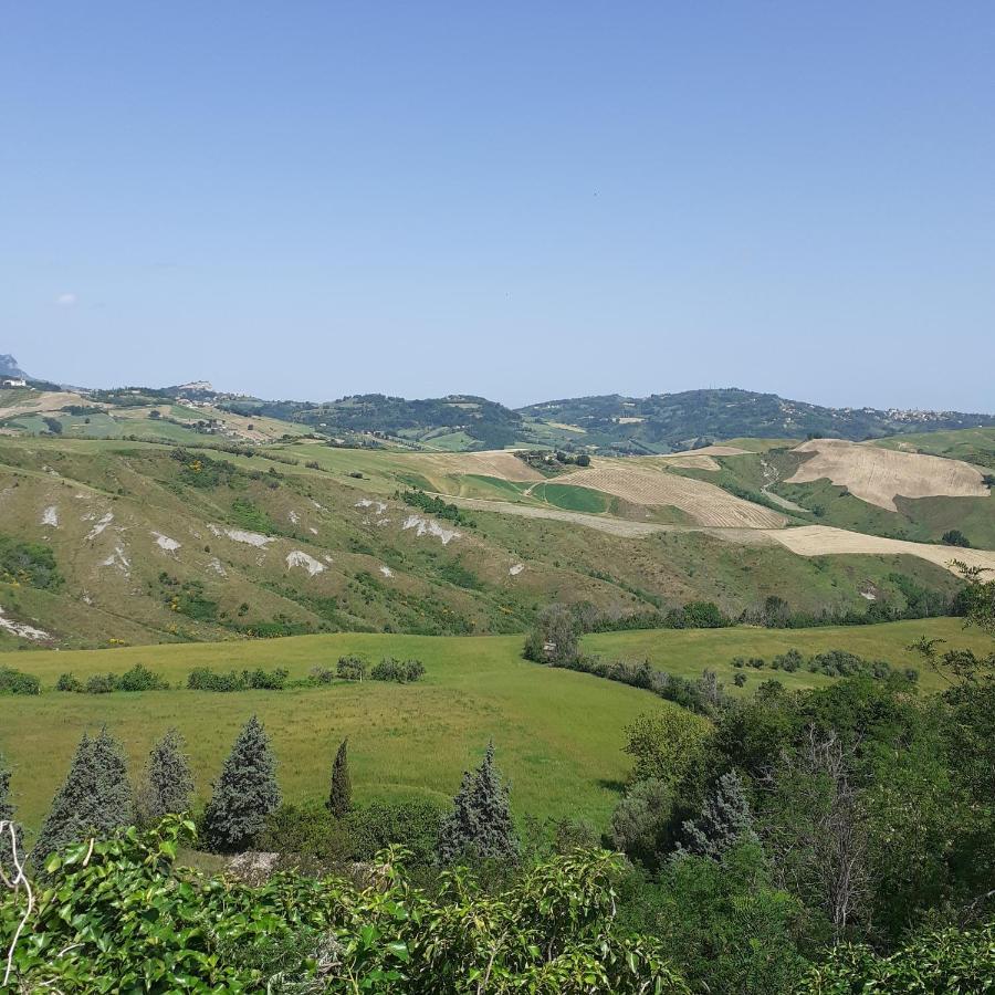 Locanda Delle Grotte Di Onferno Gemmano Exterior foto